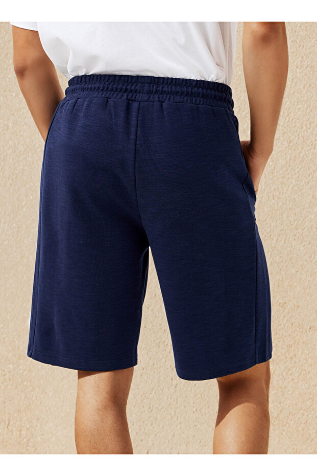 شورت رجالي أساسي برباط - 4