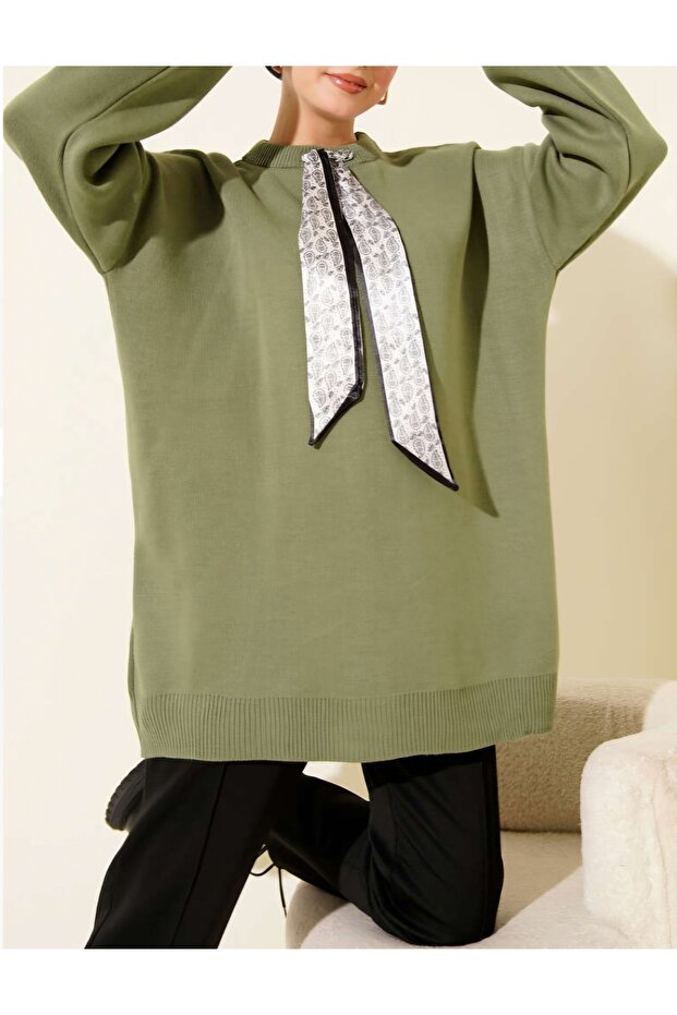 Crew Neck Scarf Casual Knit Sweater