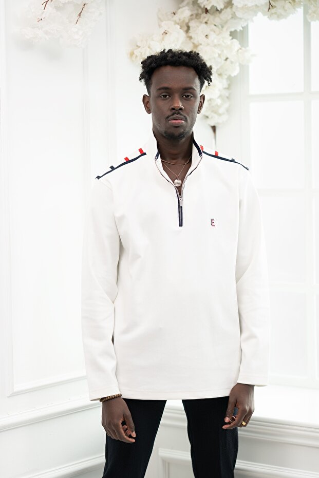 Regular Fit Mock Neck Half Zipper Piped Cotton Sweatshirt