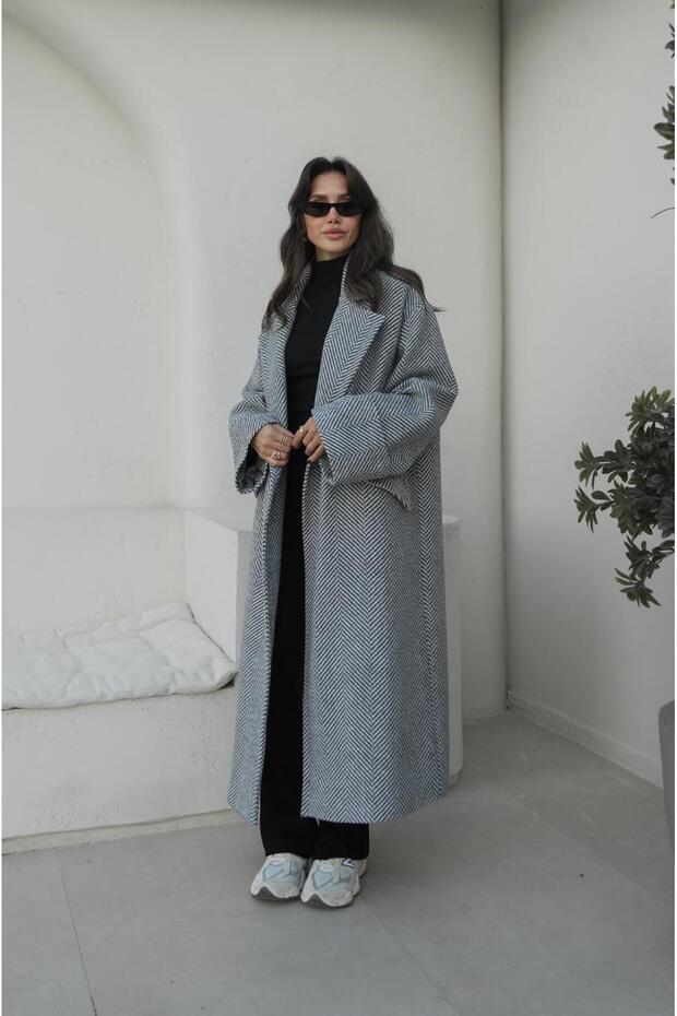 Light Gray Herringbone Patterned Coat - 3