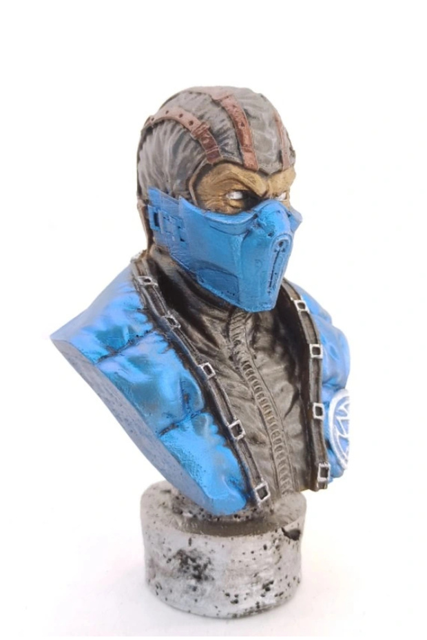 Polyester Subzero Bust Large 197 - 1