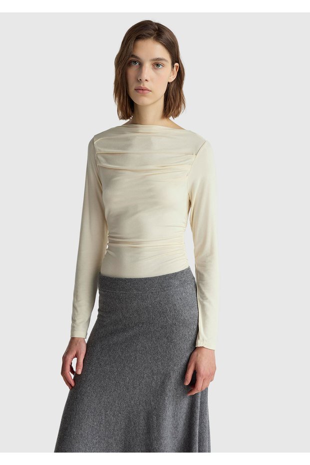 Women's cream modal blend Slim Fit boat neck long sleeve t-shirt