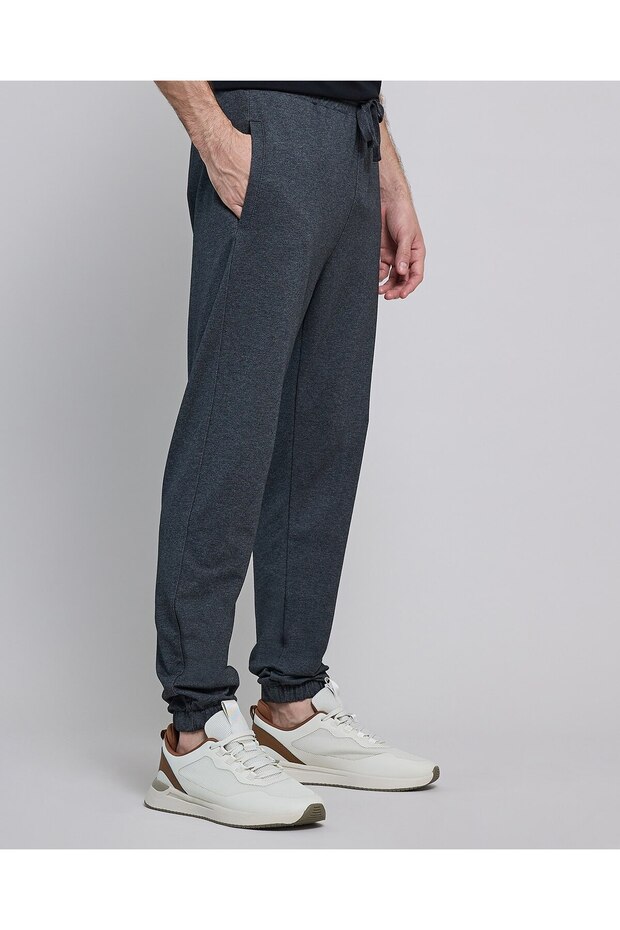 بنطال رياضي سادة مع خصر برباط - 3