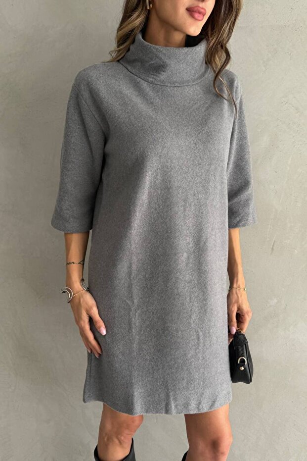 Turtleneck Loose Cut Fleece-Lined Dress