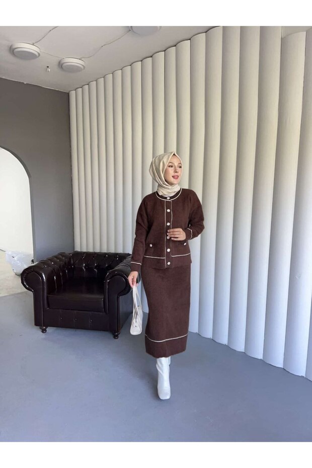 Angora Fabric Crew Neck Buttoned Skirt Suit