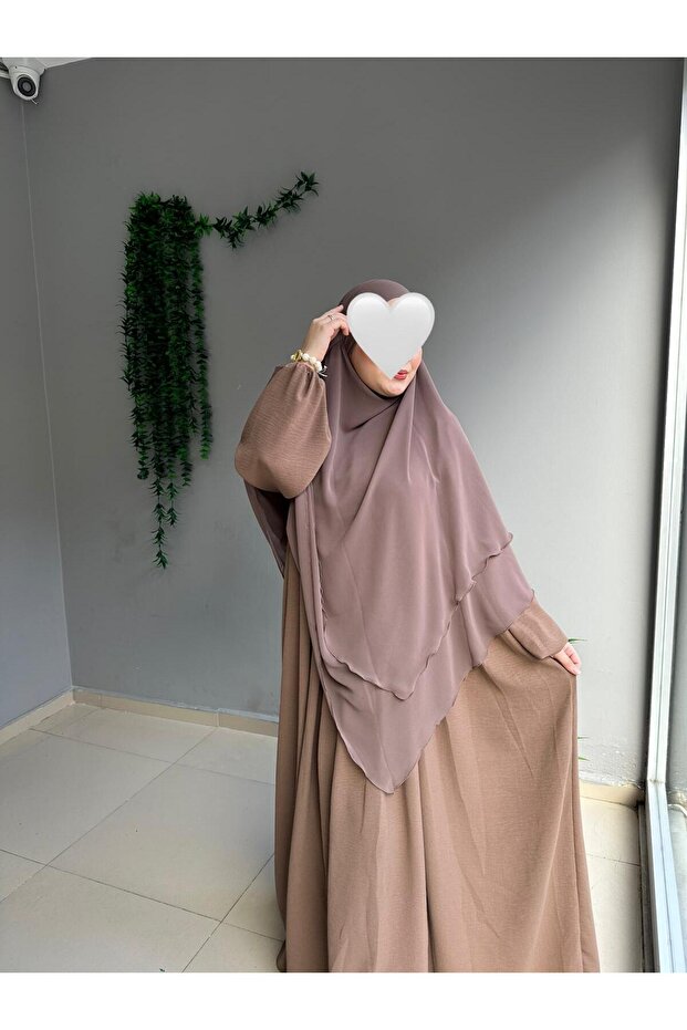 طقم Ayrobin من قطعتين، فستان وخمار Soufflé طويل