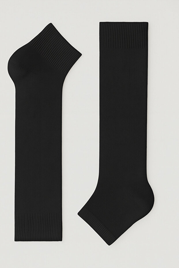 جوارب يوجا بدون أصابع ذات كعب عالٍ مصنوعة من القطن الأساسي - 2