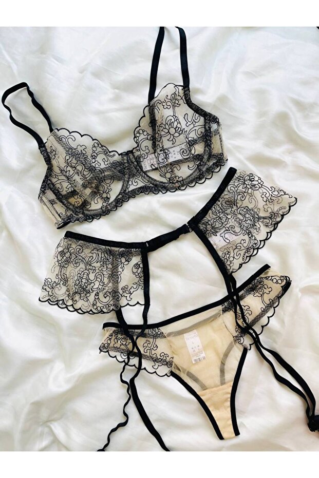 Siyah Dantelli Jartiyer Takım - 1