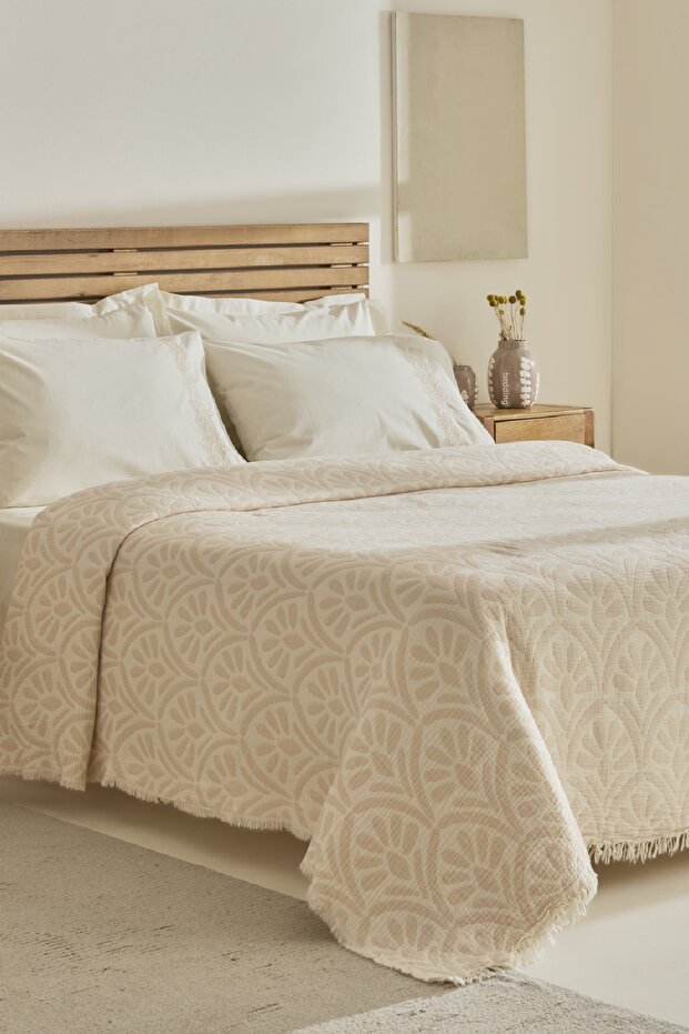 Shailyn Embroidered Muslin Double Pique Set Powder