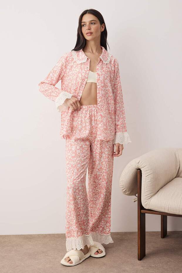 Pembe Çiçekli Viskon Dokuma Pijama Takımı THMAW26PT00185 - 1