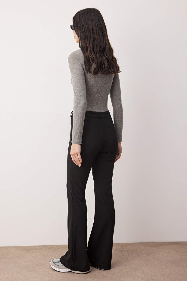 Siyah Wide Leg/Geniş Paça Kemer Detaylı Krep Esnek Örme Pantolon TWOAW26PL00040 - 3