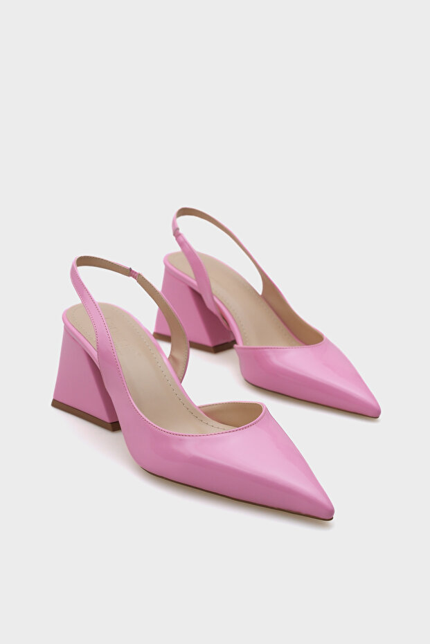 Robby nyitott hátú hegyes orrú középsarkú lakkbőr női cipő - 1