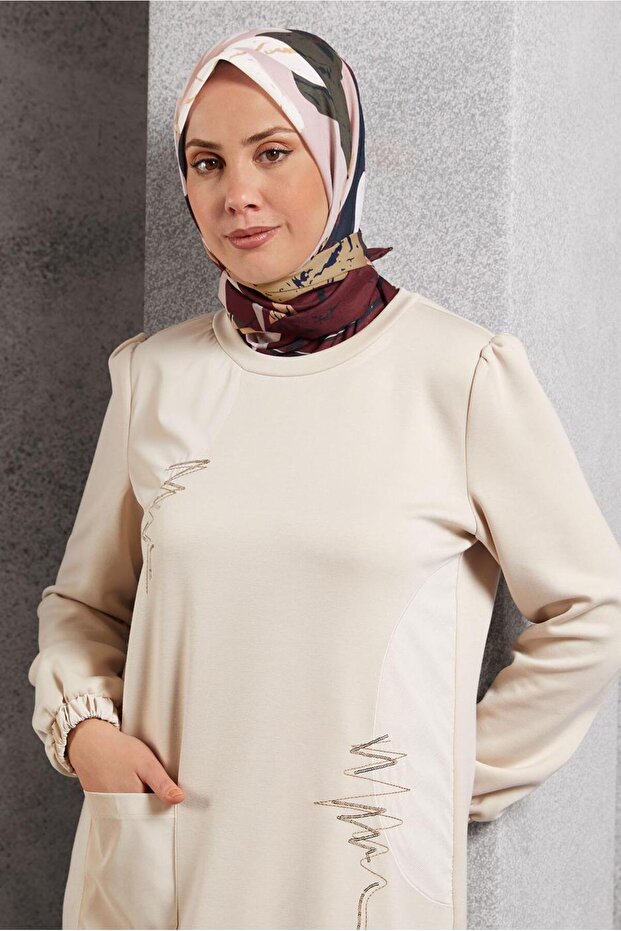 ألفينا وشاح منقوش 8506