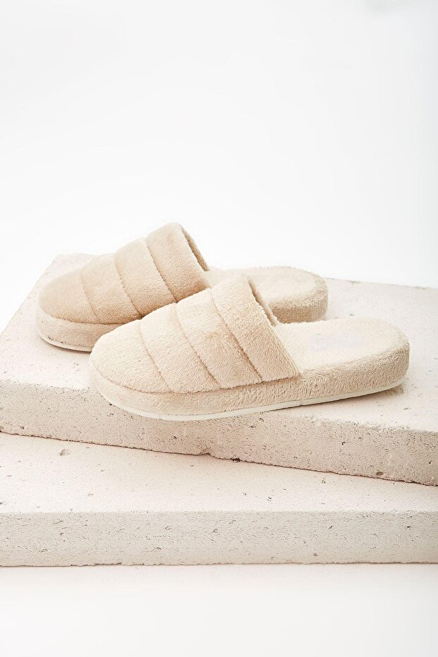 Bej Önü Kapalı Sessiz Taban Terlik Ev Terliği - 5