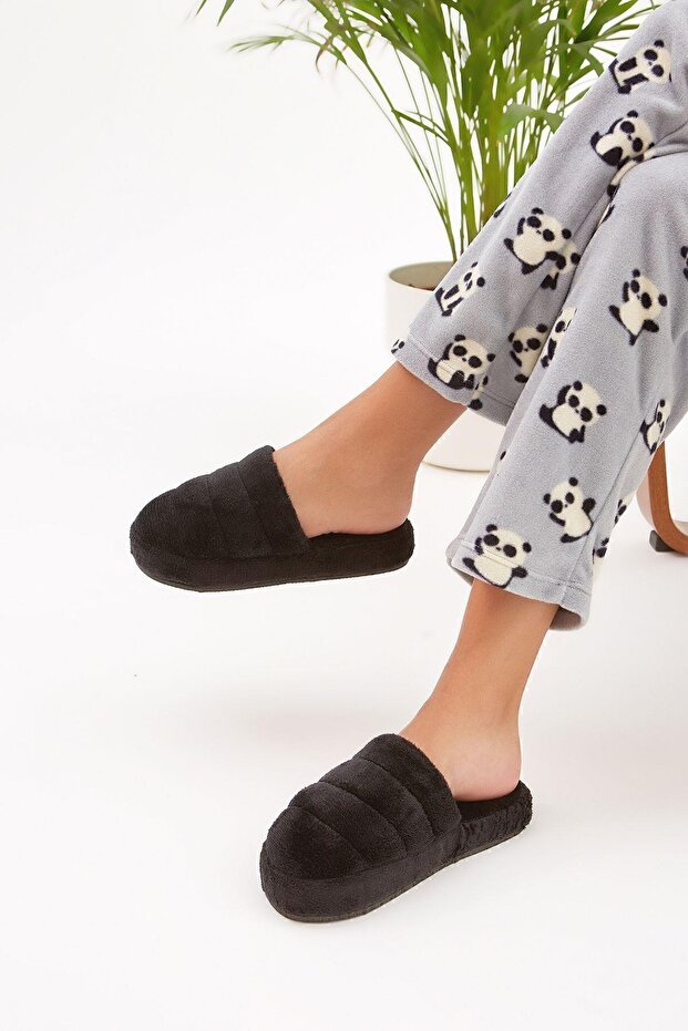 Siyah Önü Kapalı Sessiz Taban Terlik Ev Terliği - 4