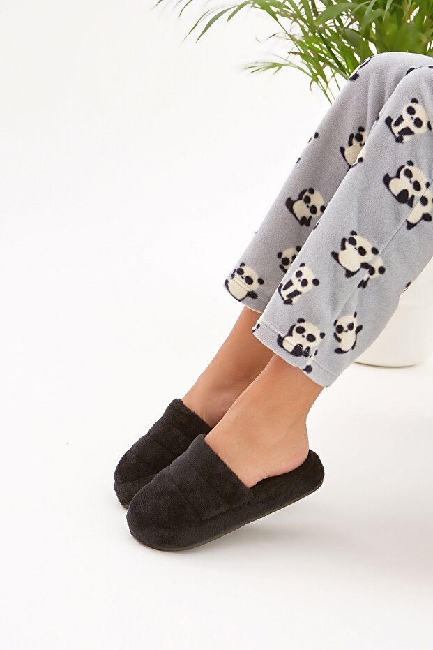 Siyah Önü Kapalı Sessiz Taban Terlik Ev Terliği - 3