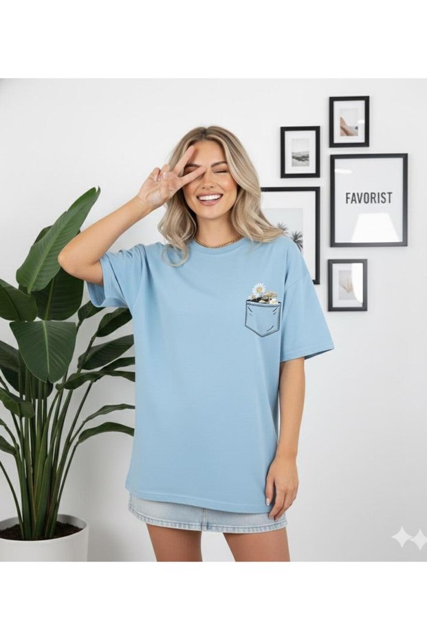 Women's T-Shirt with Flower Print