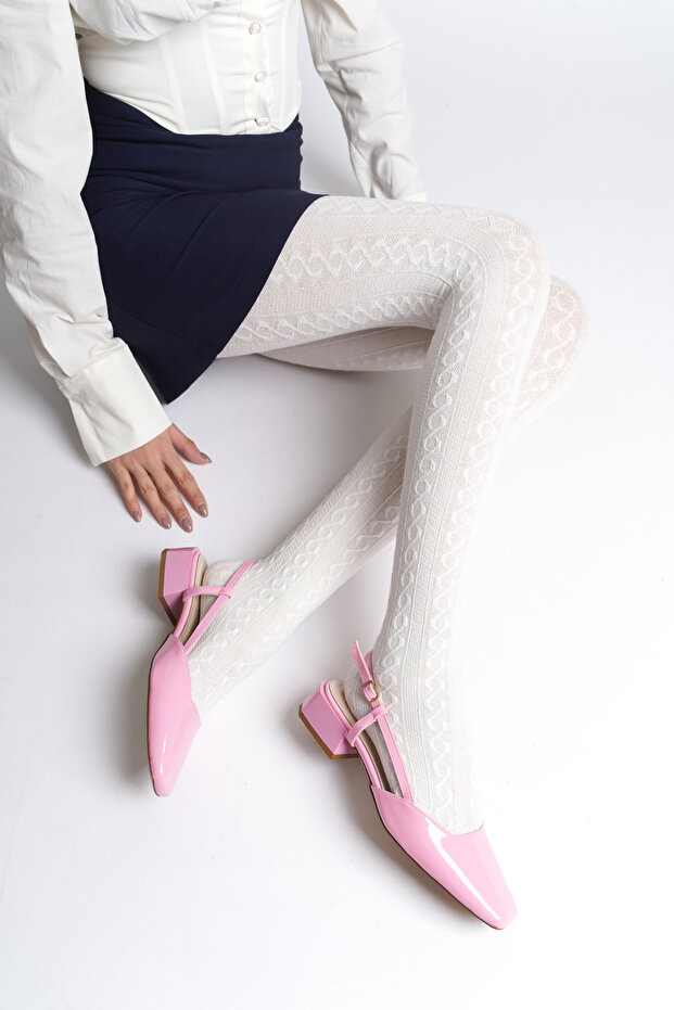 Rana nyitott hátú, tompa orrú, vastag sarkú lakkbőr női cipő - 7