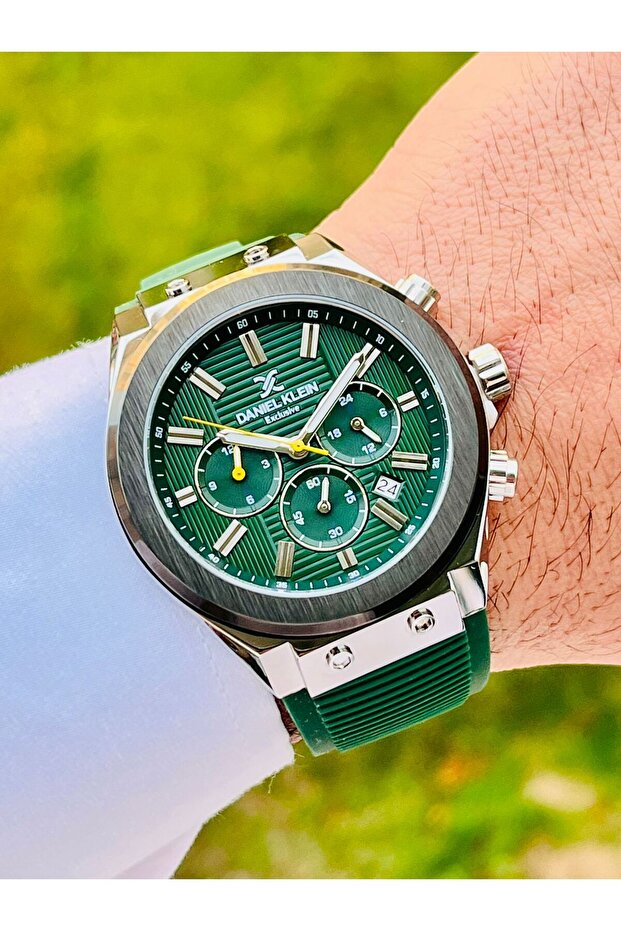 Exclusive Multifunction Men's Wristwatch Silicone Strap 3 Atm Water Resistant 2 Years Warranty