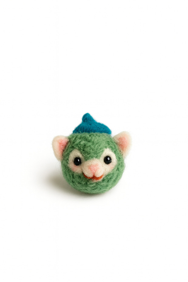 Handmade Felt Figure Brooch Buckle Crown Ornament – Cute Felt Accessory 52
