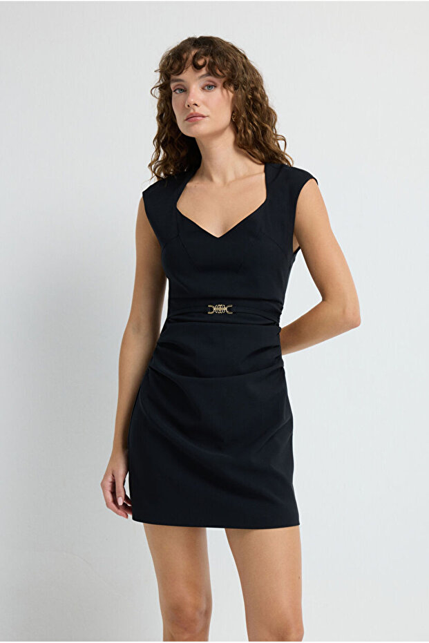 Kolsuz Mini Elbise - 4