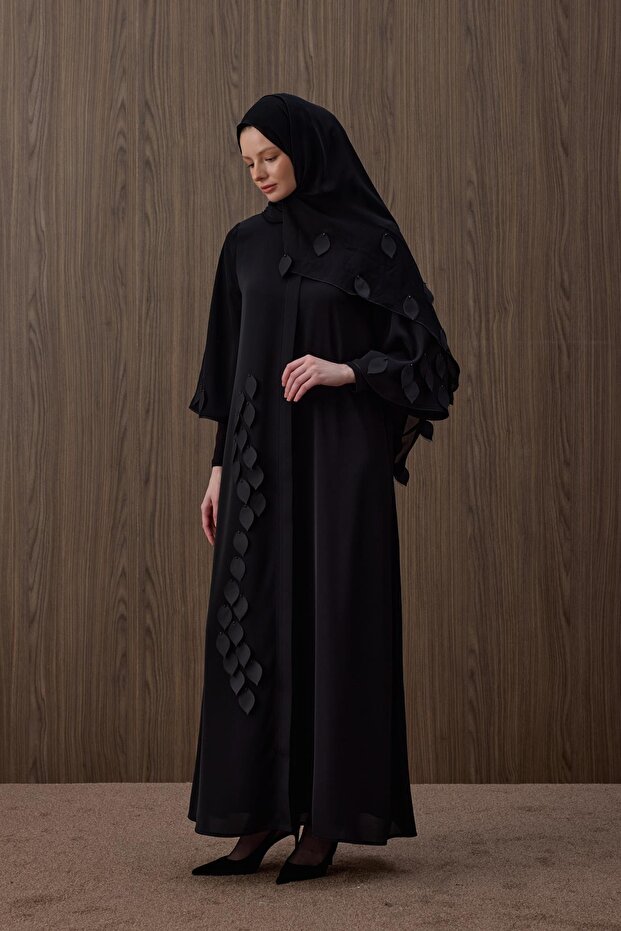 ميهرا فيريس