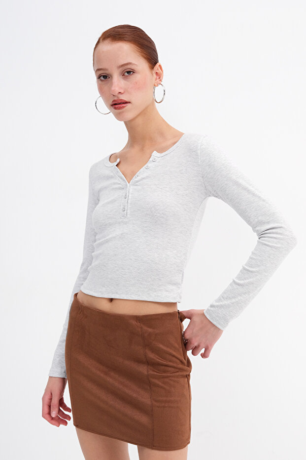 Buttoned Collar Blouse B0330 - 4