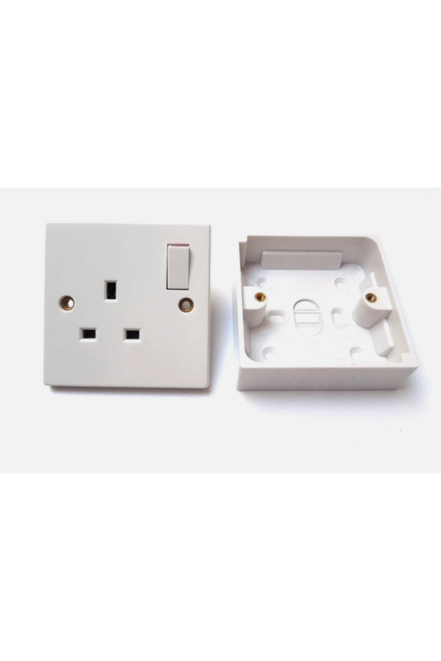 13A Single Socket with Back Box – White, UK Standard - 1