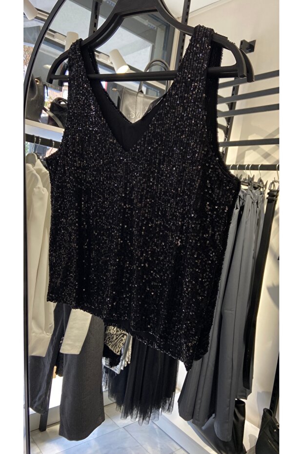 Payetli sıfır kol bluz - 1