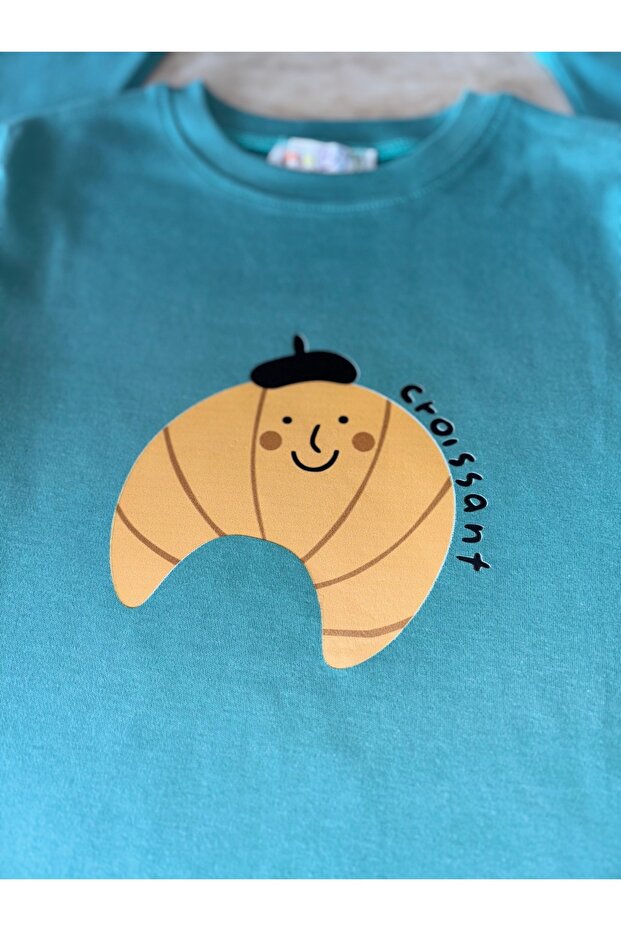Printed Long Sleeve T-Shirt - Croissant