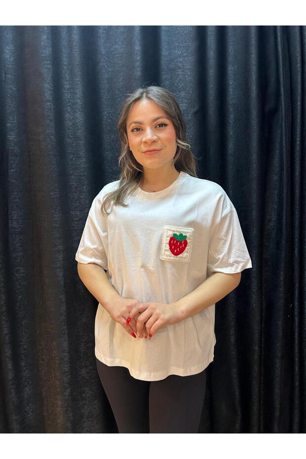تي شيرت بنمط الفراولة - 2