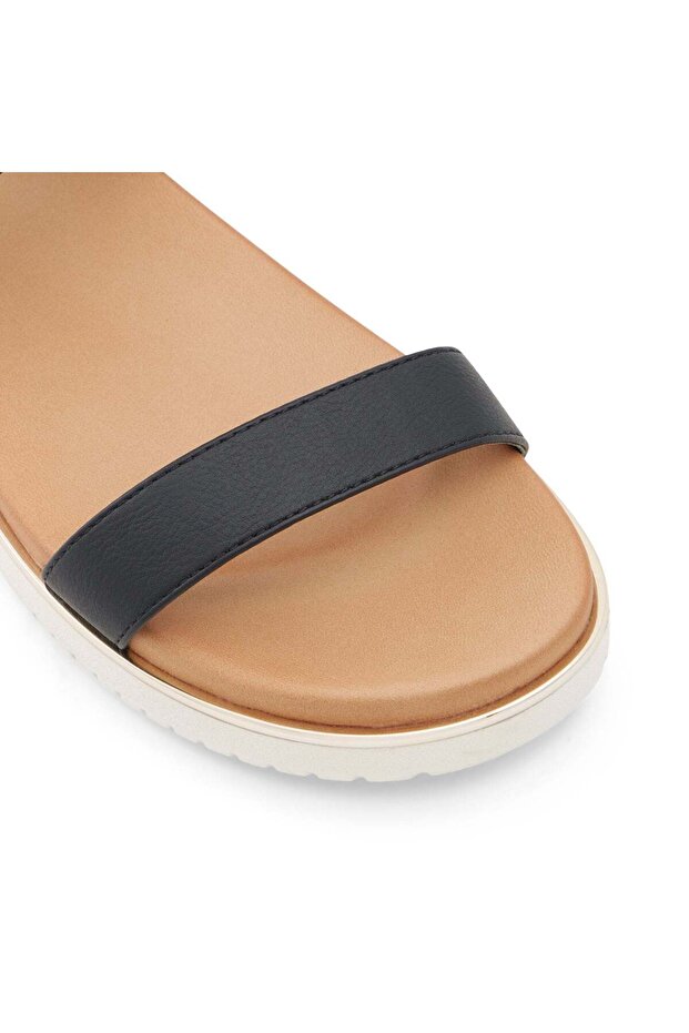 Rainia / Flat Sandals - 6