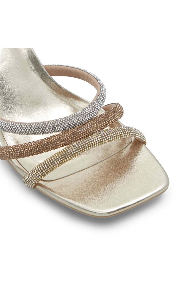 التاج / المناسبة - 6