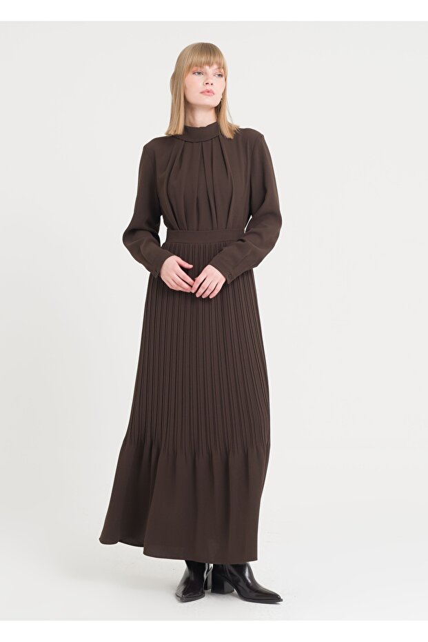 Degaje Yaka Piliseli Elbise - 3