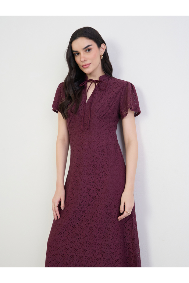Maroon Lace Tie Neck Midi Dress