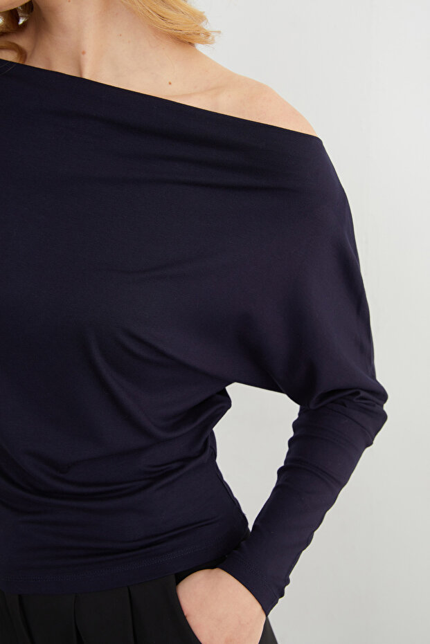 Basic Kayık Yaka Yarasa Kol Bluz - 5