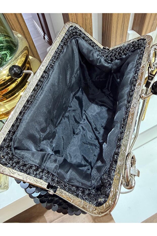 Siyah Pullu Burslu Çanta - 4