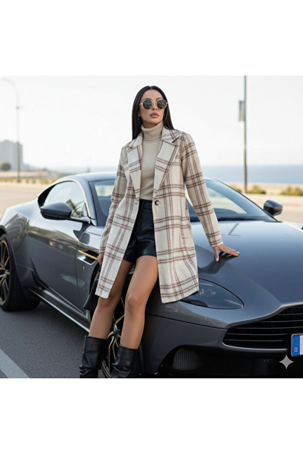 Single Button Plaid Detailed Pocketed Coat
