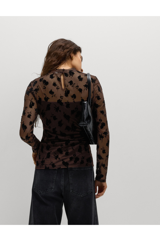 Çiçek Detaylı Bluz - 5
