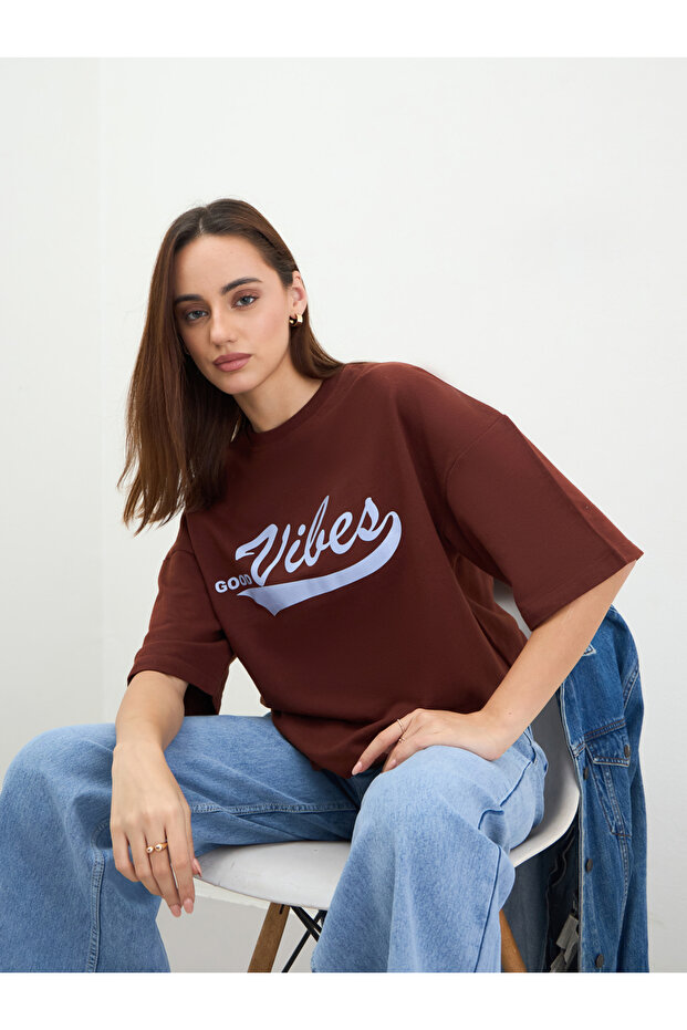 Women Oversized Brown Slogan Print T-Shirt