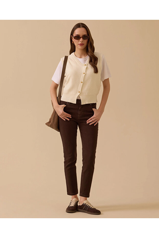 Asimetrik Düğmeli Kolsuz Triko - 3