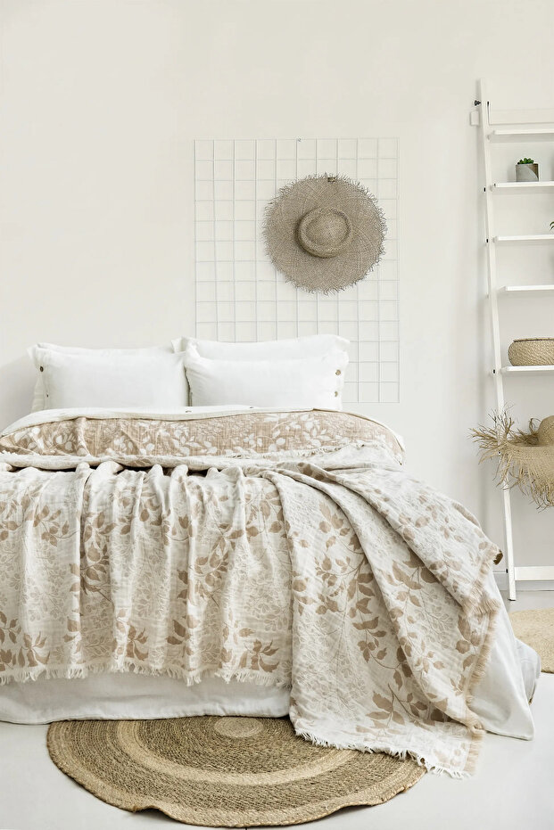 Amore Muslin Bedspread, 100% Cotton Muslin Blanket, Leaf Patterned 4-Layer Jacquard Woven