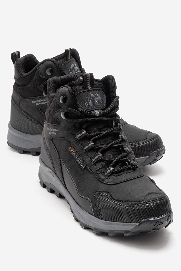 Men's Hooked Trekking Shoes; Black Smoke