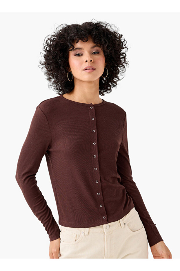 T-shirt with Ribbed Texture and Round Neck