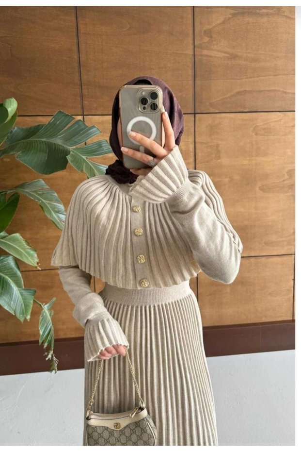 Women's Two Piece F Corded Fabric Knitwear Dress with Cape
