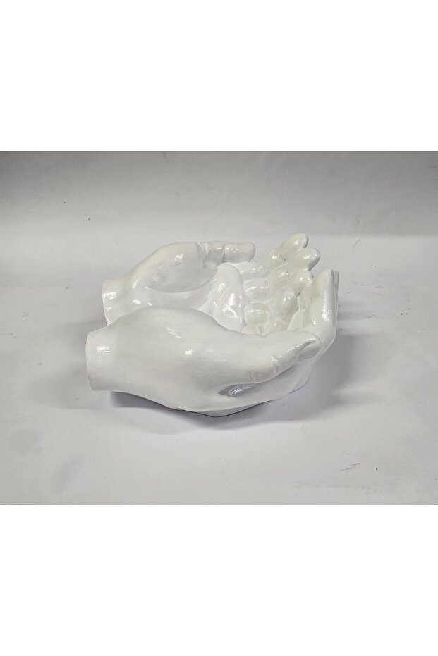 Mainile Domnului - 4