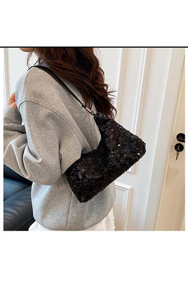 Deri Askılı Pullu Çanta - 3