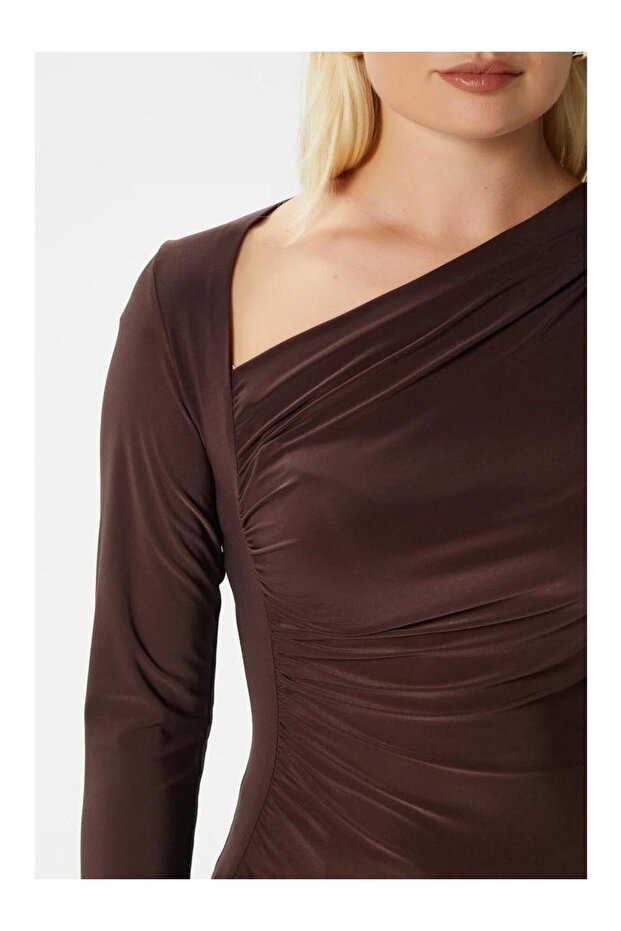 Asymmetrical V-Neck Draped Blouse - 2