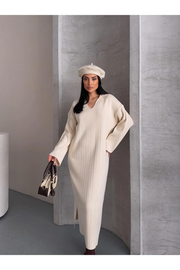 Women's Polo Neck Long Sleeve Long Maxi Winter Knitwear Dress Suitable for Hijab