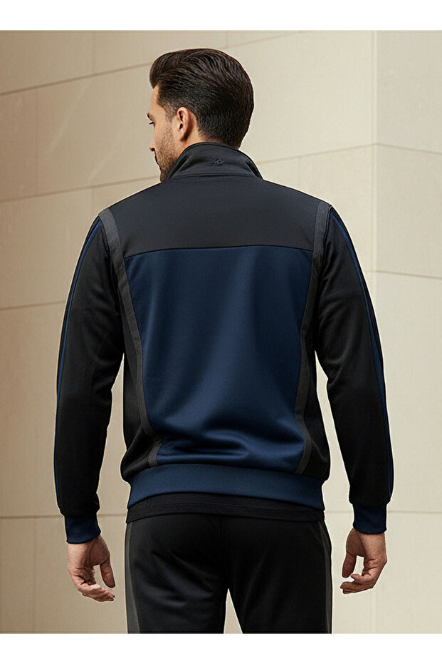 Men Colourblock Jacket - 3